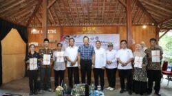 Dampingi Menko AHY Serahkan Sertipikat di Gunungkidul, Wamen Ossy: Ini Wujud Nyata Kolaborasi